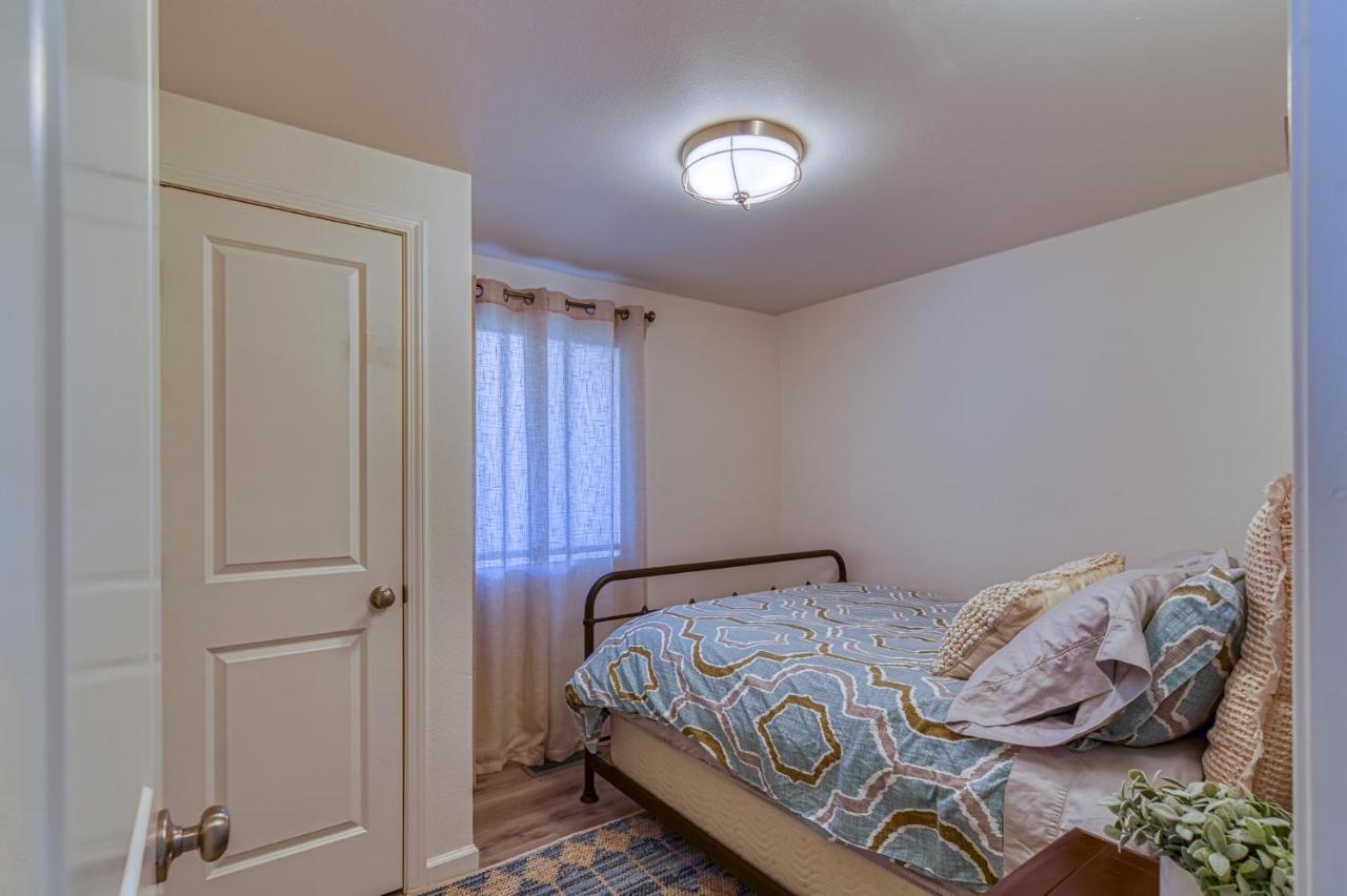 Roadrunner'S Roost Villa Туентинайн Палмс Екстериор снимка