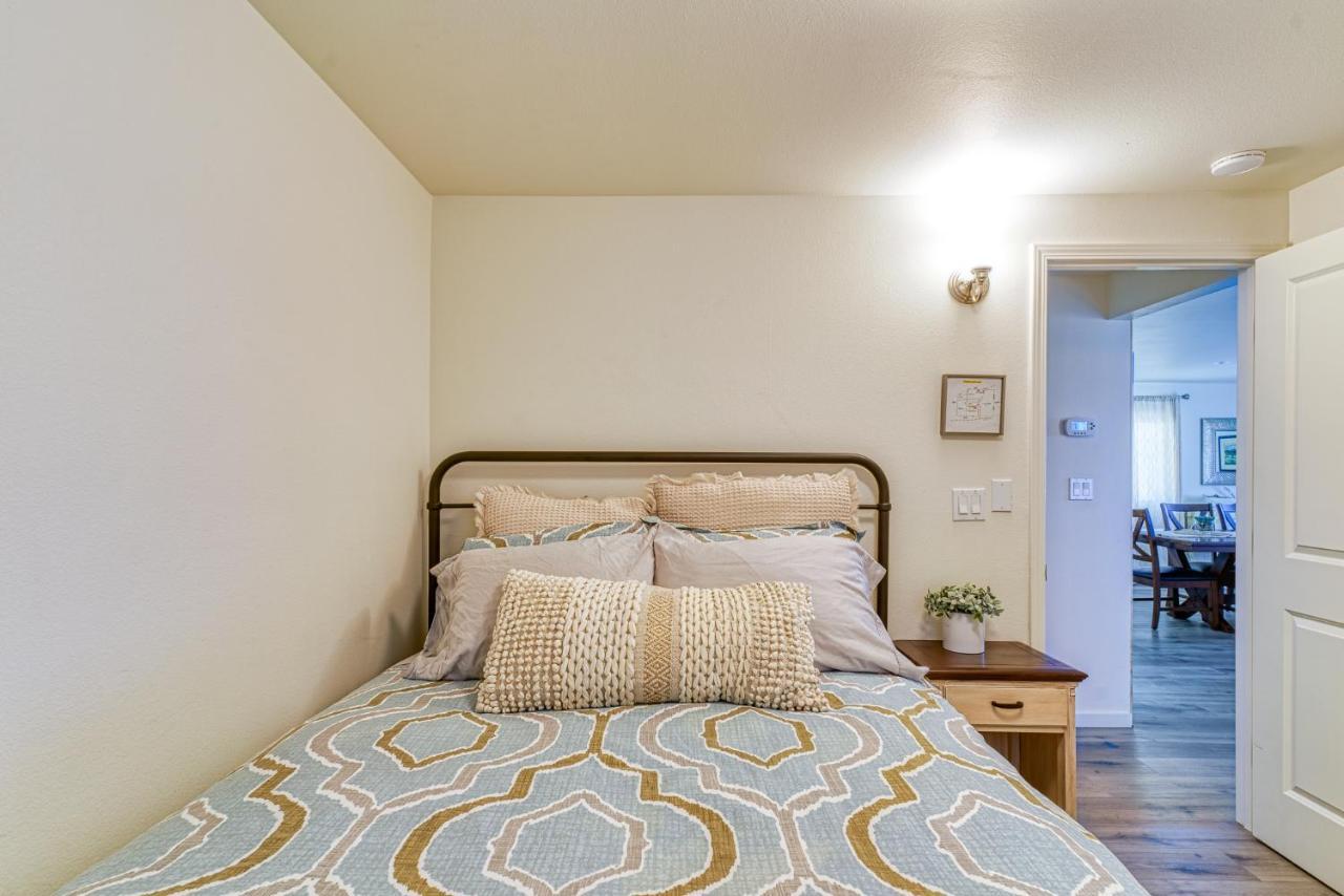Roadrunner'S Roost Villa Туентинайн Палмс Екстериор снимка